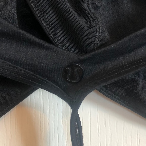 <SOLD> Lululemon Bra - Size S - Picture 3 of 4